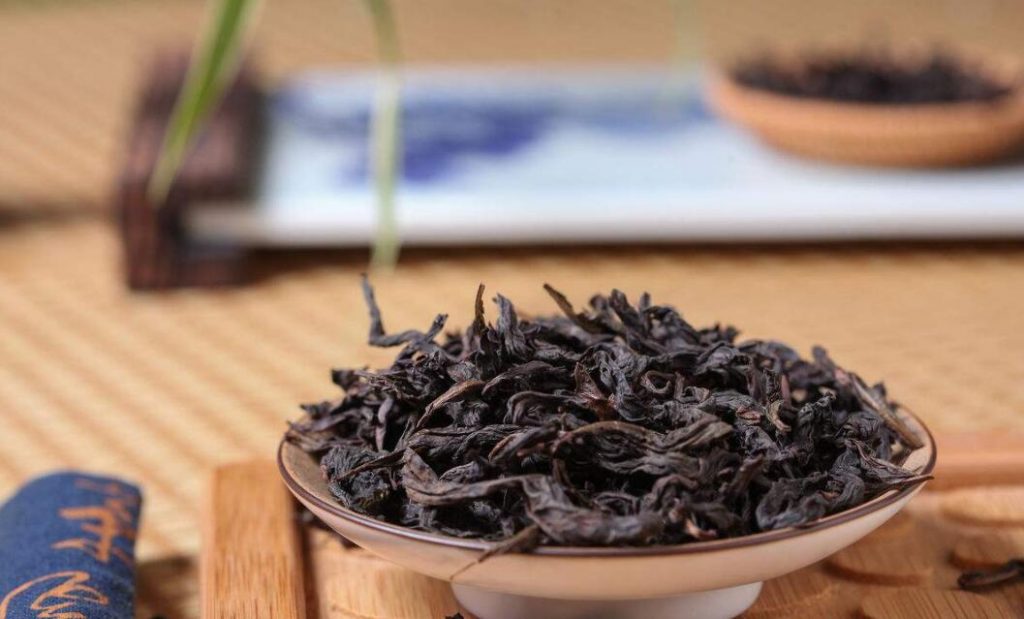 The Traditional Processing of Wuyi Rock Teas: An Interview with Ling Ping Xang