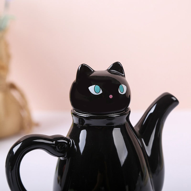 Black Cat Teapot, Cup of Tea