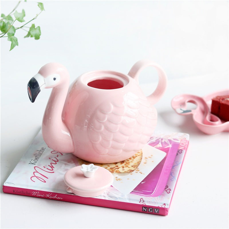 HOME-X Pink Flamingo Whistling Tea Kettle, Animal Teapot, Kitchen