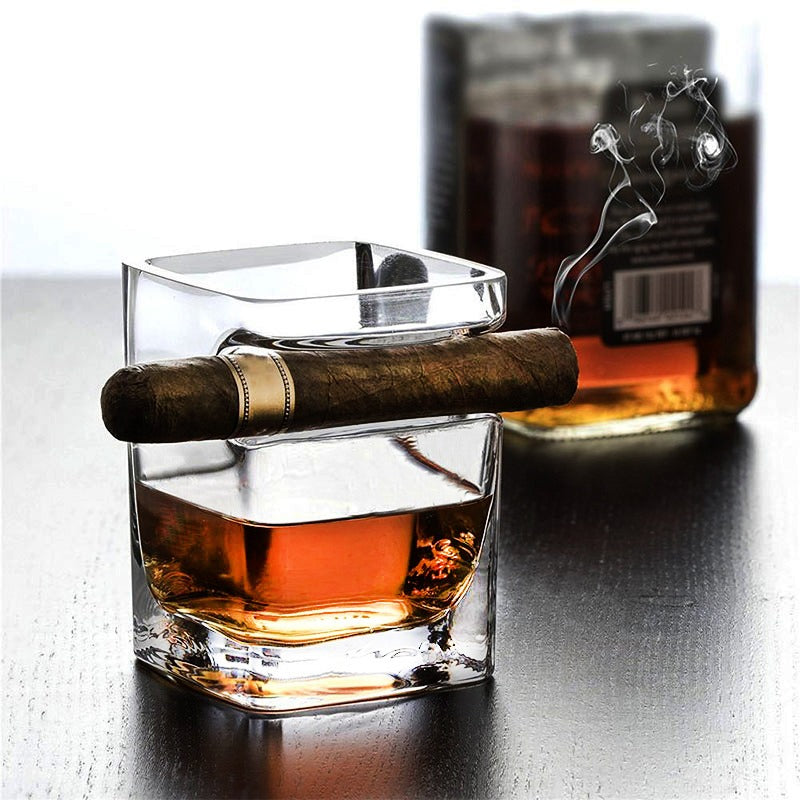 Cigar Whiskey Glass Cup for Containing the drinking and Holding a