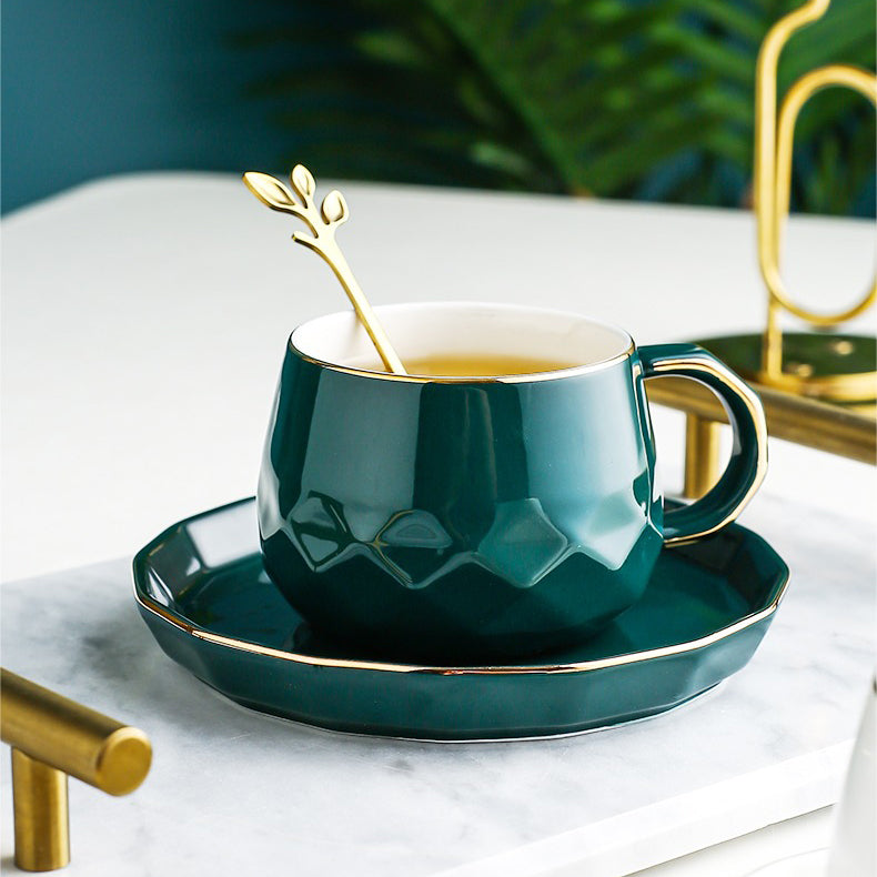 Stylish Coffee Mug Warmer and Mug Set