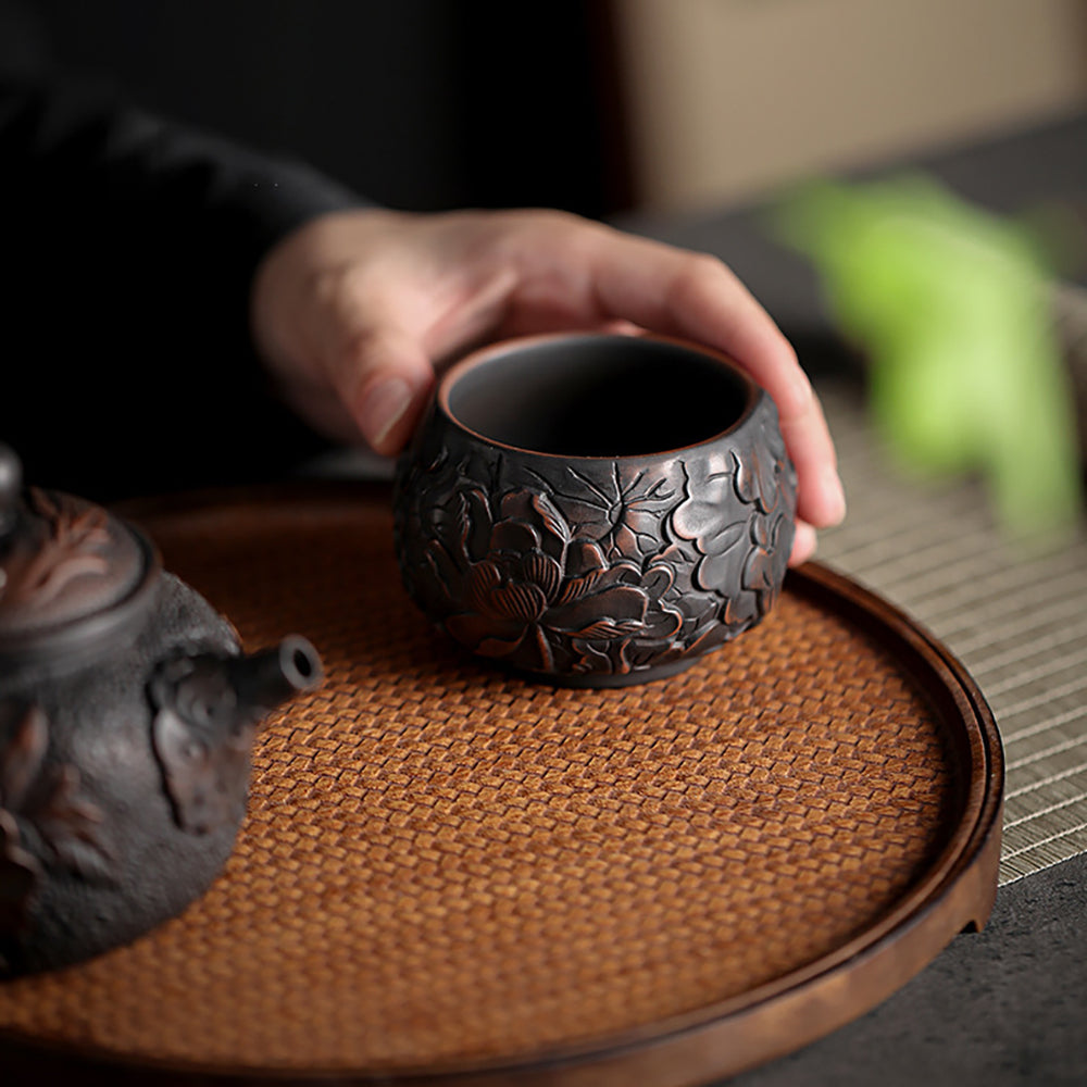 Black Pottery Relief Lotus Kung Fu Tea Cup