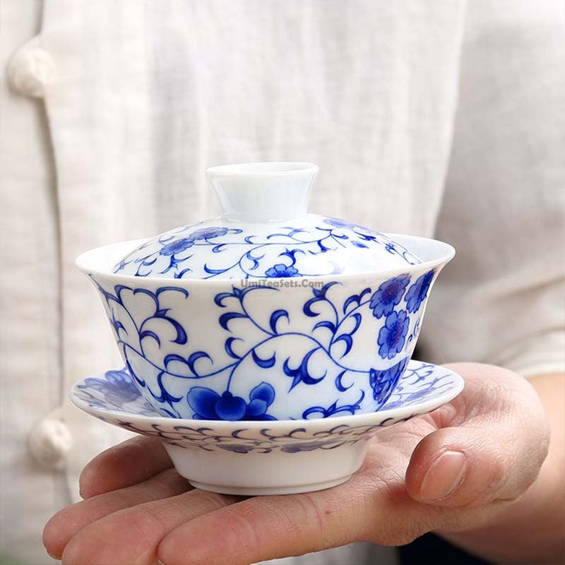 Blue &amp; White Porcelain Flower Gaiwan