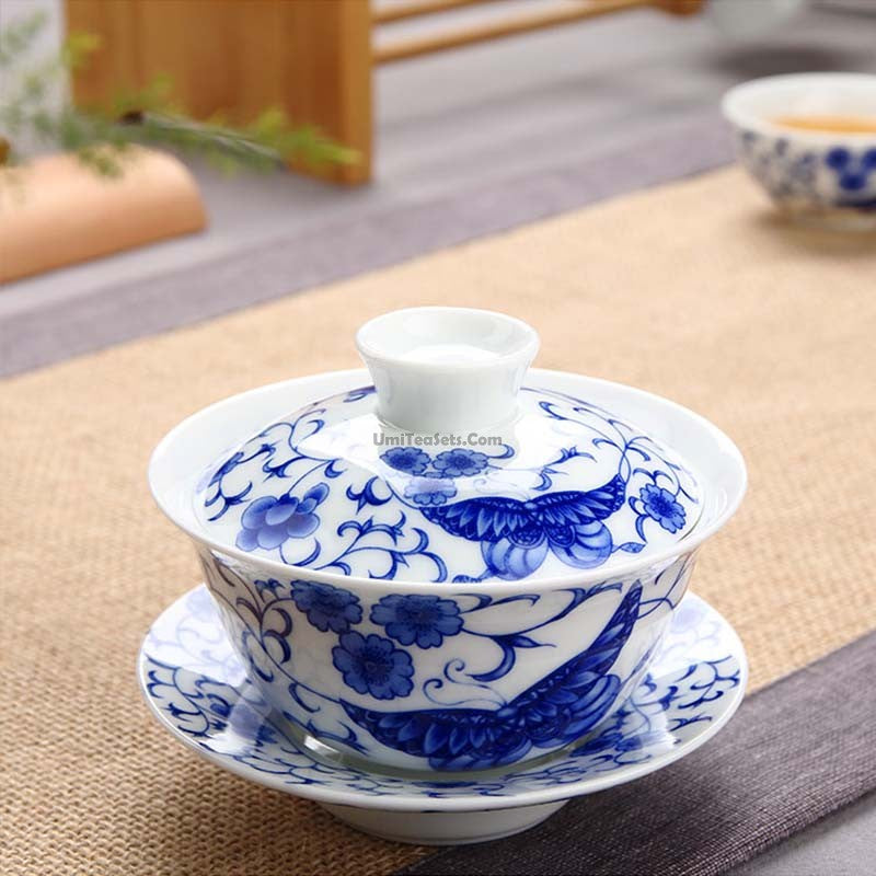 Blue &amp; White Porcelain Flower Gaiwan