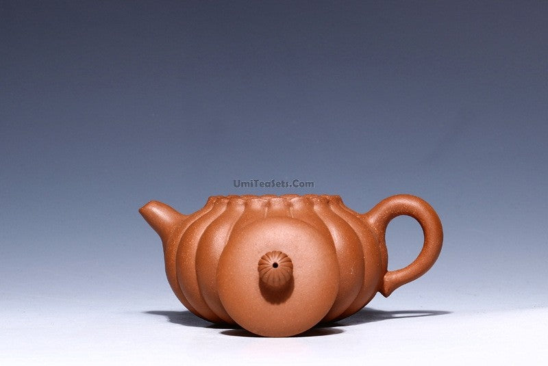 Yixing Clay Chrysanthemum Teapot